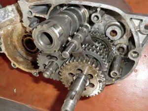 Lee más sobre el artículo Desmontar motor Montesa Cota 74T.