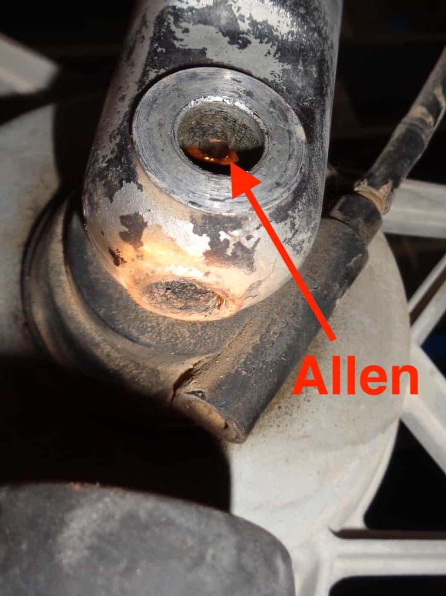 Tornillo allen botella suspensión delantera vespino