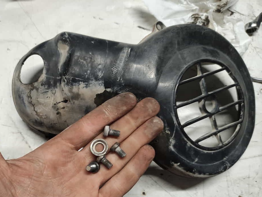 tornillos y tapa motor vespino