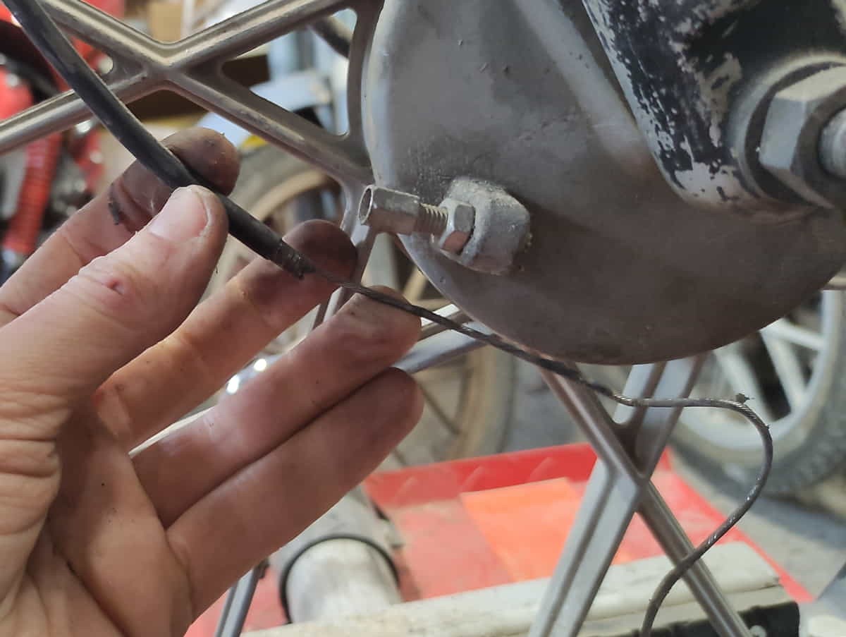 extracción cable freno delantero vespino