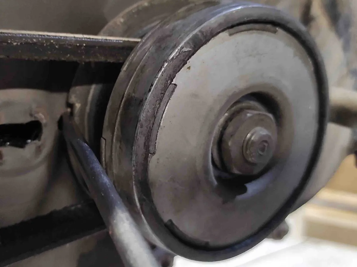 Bloqueo Variador Vespino con destornillador