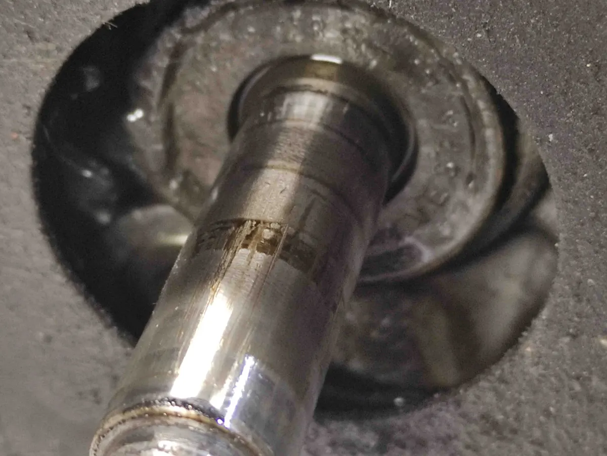 Marcas rodillos en el eje del embrague dle vespino