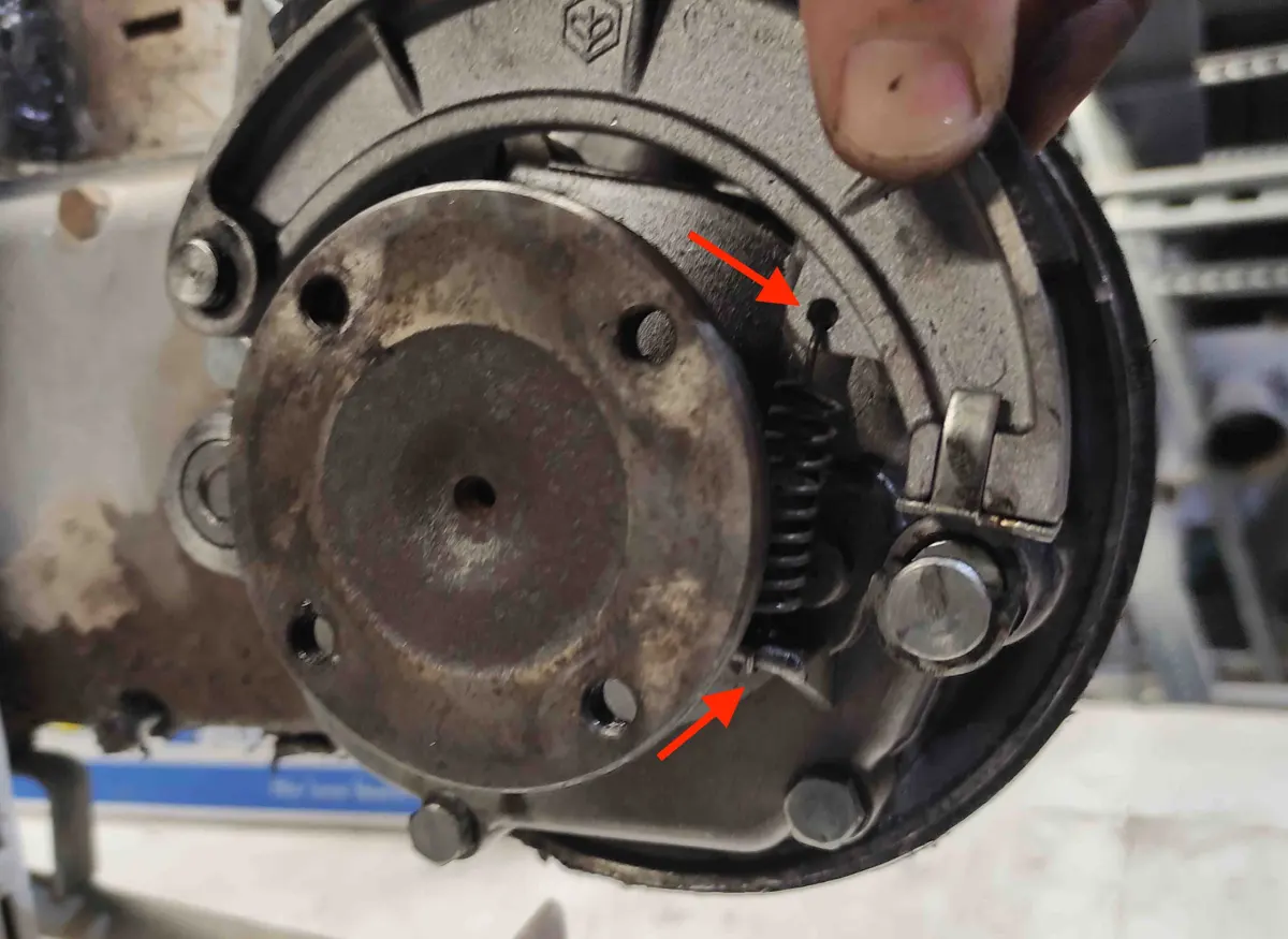 anclajes de muelle de freno trasero de vespino