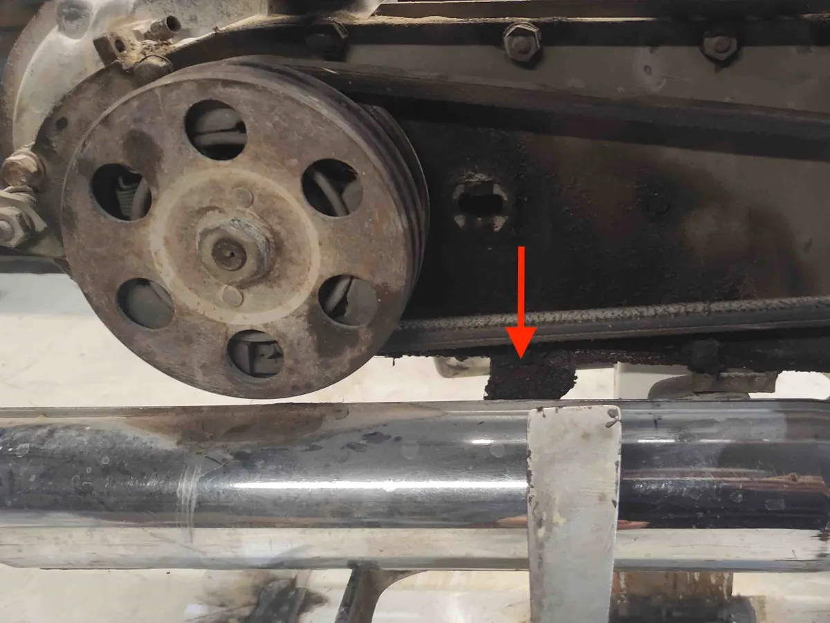 Tornillo del escape vespino