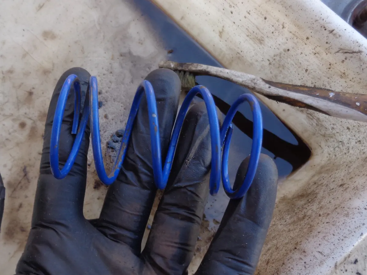 Muelle de contraste de vespino azul mas duro que el estandar