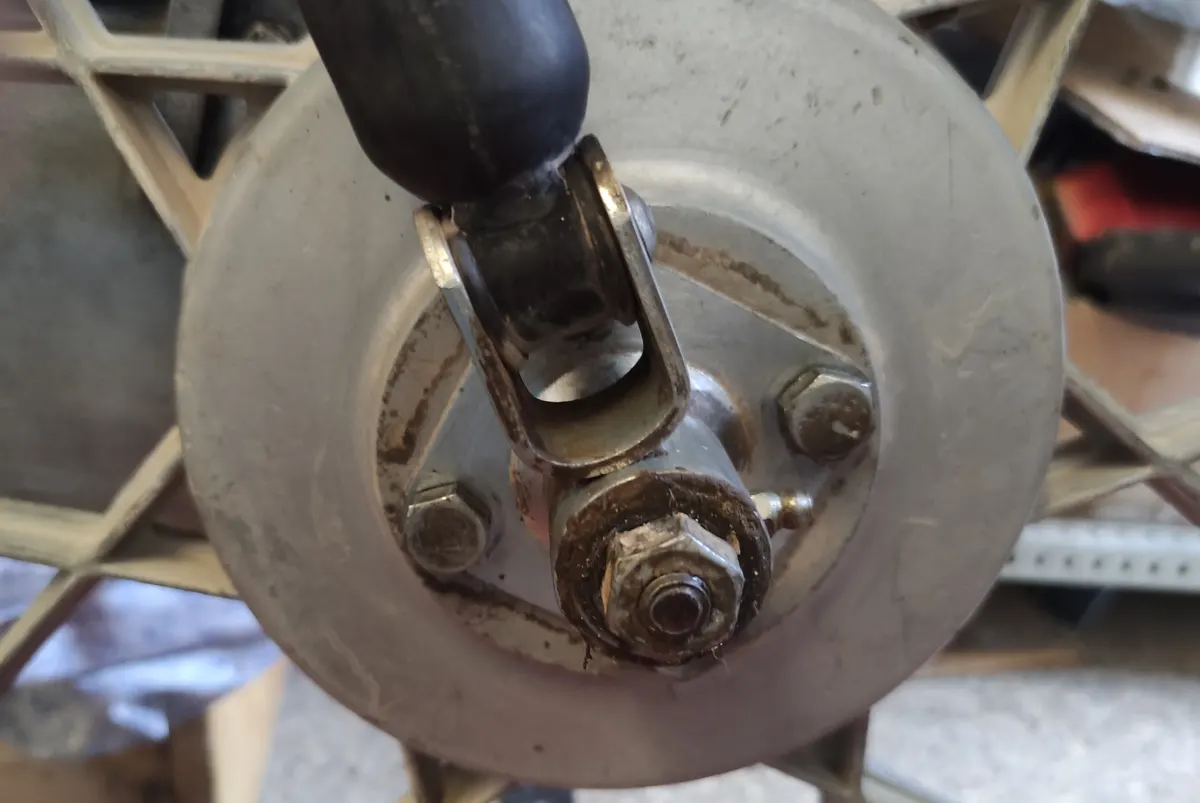 Anclaje inferior del amortiguador extra de vespino