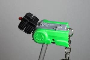 Vista perspectiva de llavero de Derbi Variant SLE